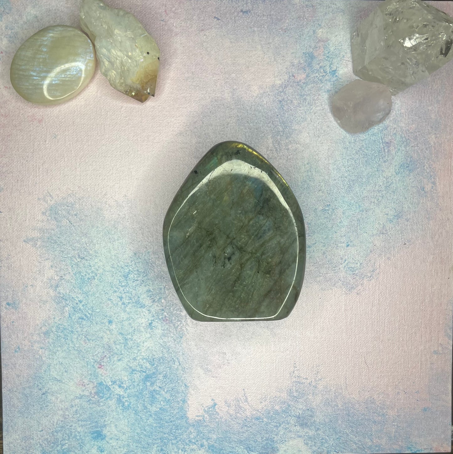 Chunk Of Labradorite✨🧚🏼