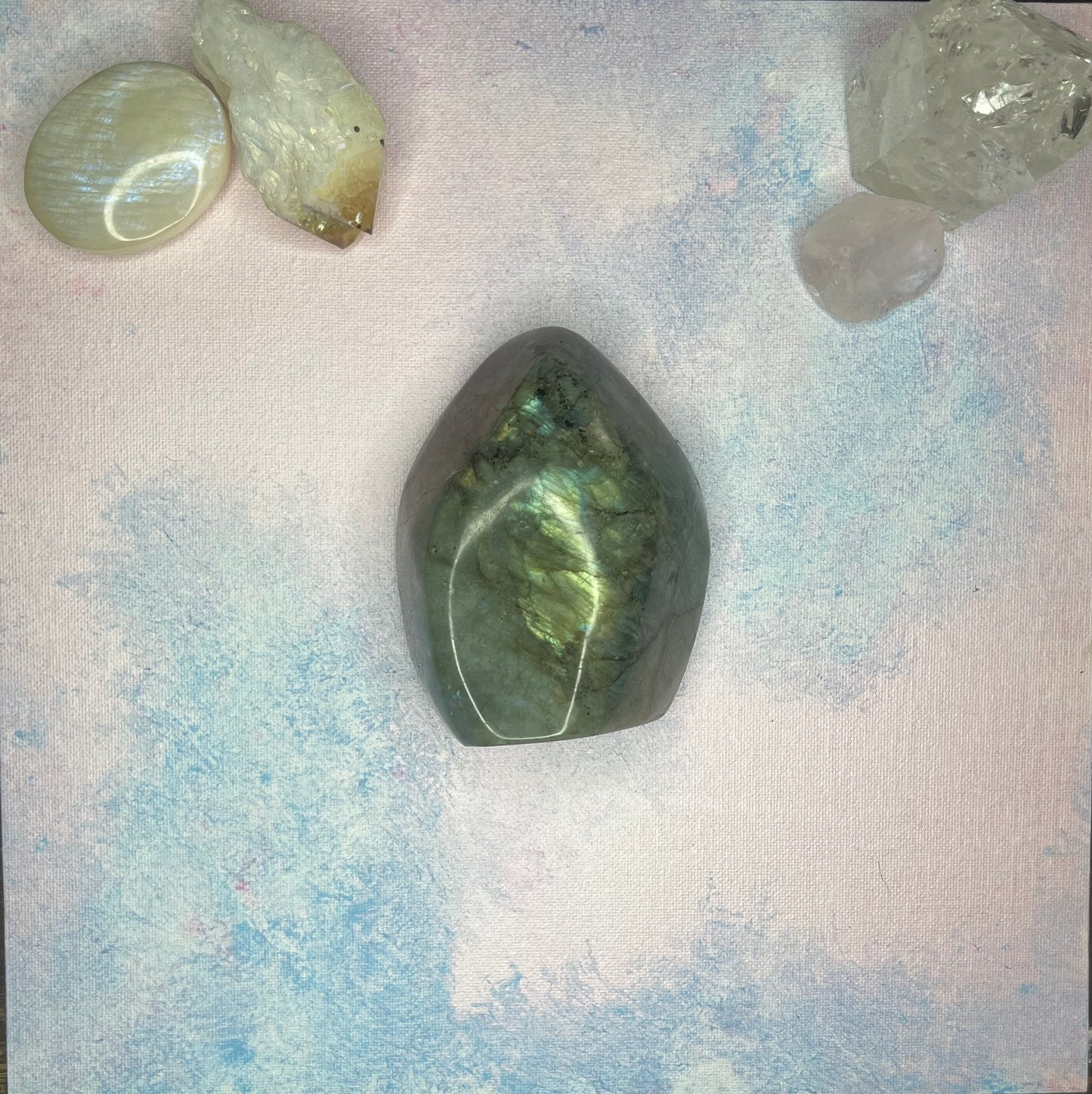 Chunk Of Labradorite✨🧚🏼